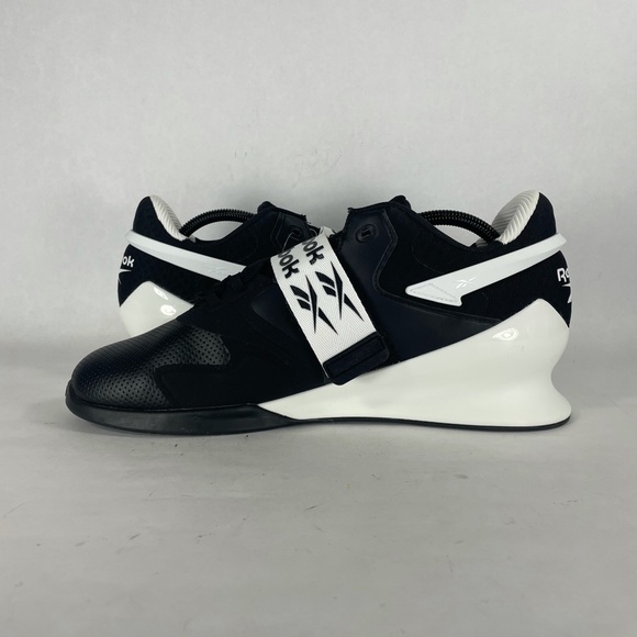 Reebok - Legacy Lifter II - Multiple Sizes - Picture 5 of 7